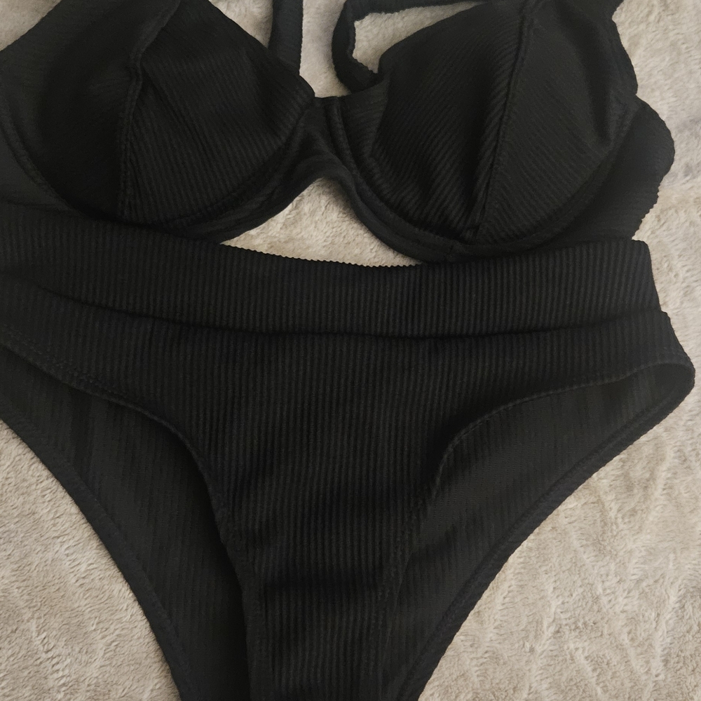 Black Ribbed Bikini Set
